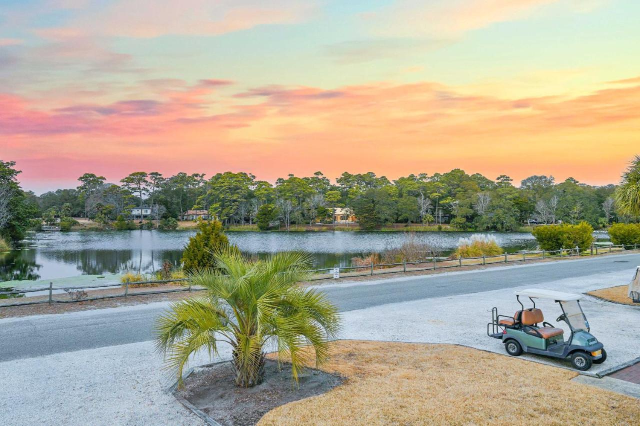 Myrtle Beach Abode With Seasonal Pool And Lake View! Villa Esterno foto